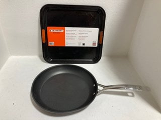 LE CREUSET NON STICK SHALLOW FRYING PAN TO INCLUDE LA CREUSET RECTANGULAR BAKING TRAY: LOCATION - BR4