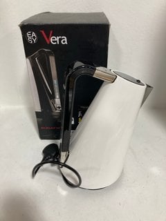 BUGATTI VERA EASY 1.7 LITRE ELECTRIC KETTLE IN WHITE - RRP £195: LOCATION - BR5