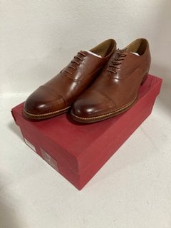 GRENSON BERT HAND PAINTED LEATHER DERBY SHOES - SIZE UK 9: LOCATION - BR5