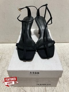 NEOUS JUMEL 80MM SANDALS IN BLACK - SIZE UK 6.5 - RRP £525: LOCATION - BR9