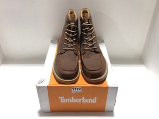 PAIR OF TIMBERLAND MENS NEWMARKET BOOTS IN WHEAT FULL GRAIN : SIZE 10 UK - RRP £150: LOCATION - BR10