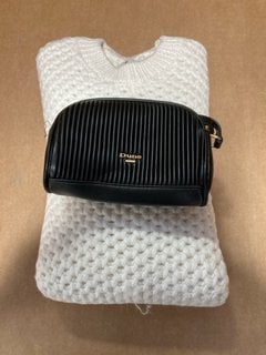 DUNE DETAIL CROSS BODY BAG IN BLACK TO INCLUDE ANINE BING BRITTANY SWEATER IN WHITE - SIZE M: LOCATION - C4T