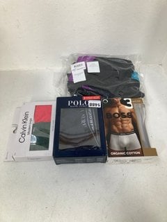 QTY OF ASSORTED UNDERWEAR TO INCLUDE CALVIN KLEIN MODERN LOGO BIKINI LACE UNDERWEAR: LOCATION - C4T