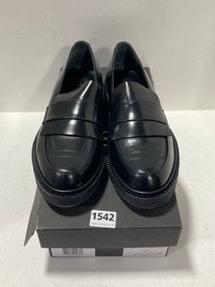 ADIEV MENS EVENING SLIP ON SHOES IN BLACK - UK 12.5: LOCATION - DR7