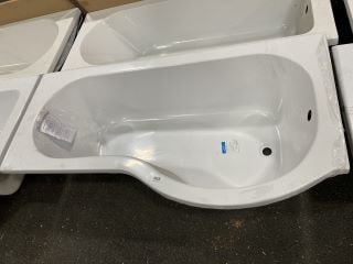 1700 X 850MM NTH RH P-SHAPED SHOWER BATH - RRP £329: LOCATION - B8