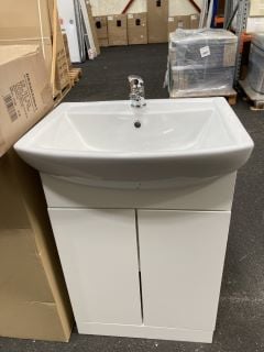 (COLLECTION ONLY) FLOOR STANDING 2 DOOR SEMI RECESSED SINK UNIT IN WHITE WITH A 550 X 430MM 1TH CERAMIC BASIN COMPLETE WITH A MONO BASIN MIXER TAP & CHROME SPRUNG WASTE - RRP £715: LOCATION - A5