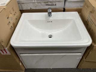 (COLLECTION ONLY) WALL HUNG 1 DRAWER SINK UNIT IN WHITE MARBLE WITH A 630 X 480MM 1TH CERAMIC BASIN COMPLETE WITH A MONO BASIN MIXER TAP IN CHROME - RRP £755: LOCATION - A7