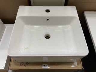 (COLLECTION ONLY) 470 X 430MM 1TH CERAMIC COUNTERTOP BASIN - RRP £220: LOCATION - A5