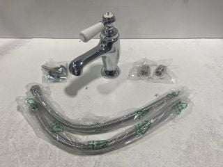 TRADITIONAL LEVER ACTION MONO BASIN MIXER TAP IN CHROME - RRP £255: LOCATION - R1