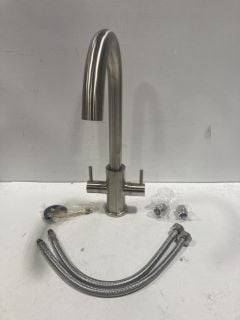 MONO KITCHEN SINK MIXER TAP IN BRUSHED NICKEL WITH SWIVEL SPOUT - RRP £240: LOCATION - R1