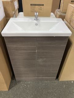 (COLLECTION ONLY) FLOOR STANDING 2 DOOR SINK UNIT IN BROWN GREY AVOLA WITH A 610 X 370MM 1TH CERAMIC BASIN COMPLETE WITH A MONO BASIN MIXER TAP & CHROME SPRUNG WASTE - RRP £735: LOCATION - A1