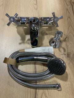 DECK MOUNTED BSM IN CHROME WITH SHOWER HANDSET, HOSE & WALL MOUNTING BRACKET - RRP £325: LOCATION - R2