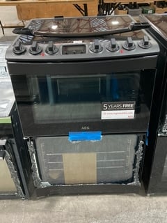 AEG 60CM ELECTRIC COOKER WITH INDUCTION HOB: MODEL CIB6742MCB - RRP £1269: LOCATION - C5