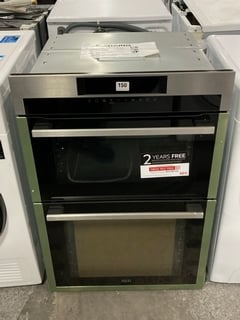 AEG BUILT IN DOUBLE ELECTRIC OVEN: MODEL DCE731110M - RRP £725: LOCATION - C5