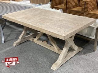 HADLEY ROSE LOU LOU LARGE OUTDOOR GARDEN DINING TABLE IN SOLID ENGLISH SEASONED OAK FINISH - RRP £4820: LOCATION - D1