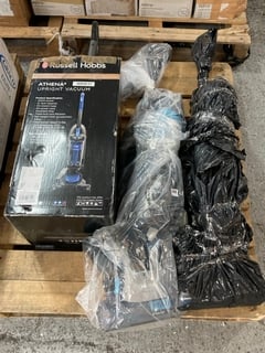 3 X ASSORTED VACUUM CLEANERS TO INCLUDE RUSSELL HOBBS ATHENA UPRIGHT VACUUM CLEANER: LOCATION - B6