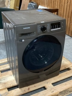 SAMSUNG 9KG WASH/6KG DRY WASHER DRYER: MODEL WD90TA046BX - RRP £649: LOCATION - A3