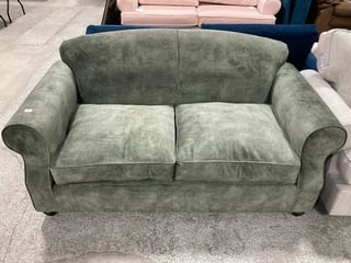 THE CHILMARK 2 SEATER SOFA BED IN FOREST GREEN PLUSH FABRIC - RRP £1508: LOCATION - D3