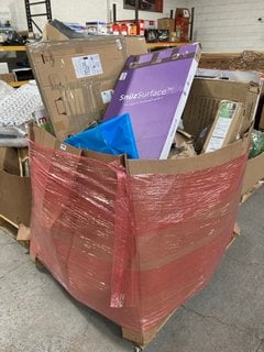 PALLET OF ASSORTED ITEMS TO INCLUDE MUNCHKIN SURE SHUT SAFETY GATE: LOCATION - B1 (KERBSIDE PALLET DELIVERY)