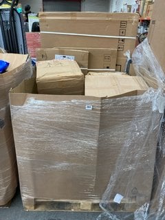 PALLET OF ASSORTED ITEMS TO INCLUDE MAGNETIC DRYWIPE WHITEBOARD: LOCATION - B7 (KERBSIDE PALLET DELIVERY)