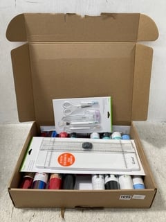 QTY OF ASSORTED CRICUT ITEMS TO INCLUDE BASIC TOOL SET: LOCATION - C1