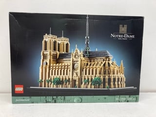 LEGO ARCHITECTURE NOTRE-DAME - RRP £199.99: LOCATION - BOOTH