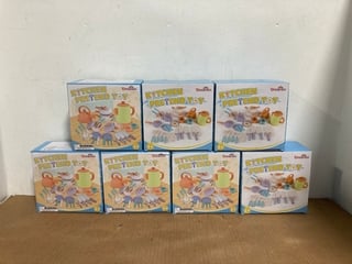 8 X DREAMON PRETEND ROLE PLAY KITCHEN TOY SETS - COMBINED RRP £136: LOCATION - A11