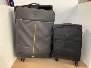 TRIPP STYLE LITE DW 83CM SUITCASE IN CHARCOAL TO ALSO INCLUDE TRIPP 4 WHEELED CABIN CASE IN BLACK: LOCATION - B7