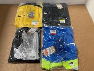 4 X ASSORTED MENS NIKE CLOTHING IN VARIOUS SIZES TO INCLUDE NIKE TRIKO SHORT SLEEVED T - SHIRT IN ROYAL BLUE/YELLOW/BLACK - SIZE UK LARGE: LOCATION - C14