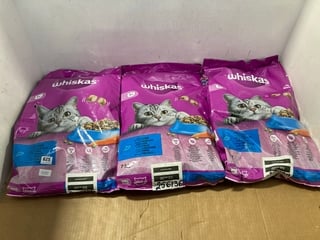 3 X 7KG BAGS OF WHISKAS DRY CAT FOOD IN TUNA FLAVOUR - BBE: 22.01.2026: LOCATION - C14