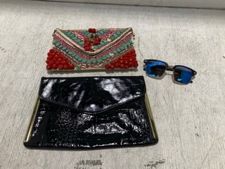 3 X ASSORTED WOMENS ACCESSORIES TO INCLUDE APHORISM BOHO STYLE CROSS BODY BAG IN MULTI: LOCATION - C10