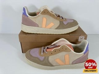 VEJA WOMEN'S V-10 SUEDE TRAINERS IN MULTICO PEACH - UK 6 - RRP £150: LOCATION - LUX