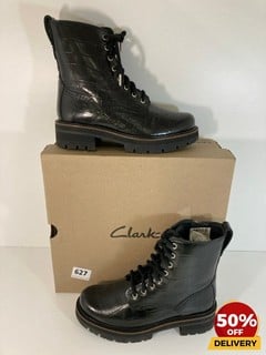 CLARKS WOMEN'S ORIANNA HI CROC LACE UP BOOTS IN BLACK - UK 3 - RRP £130: LOCATION - LUX