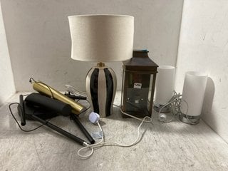 4 X ASSORTED LIGHTING ITEMS TO INCLUDE JOHN LEWIS & PARTNERS SWIVEL FLOOR LAMP: LOCATION - AR3