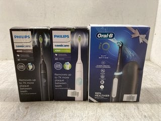 3 X ASSORTED TOOTHBRUSHES TO INCLUDE ORAL-B IO SERIES 4 TOOTHBRUSH IN MATT BLACK: LOCATION - AR3