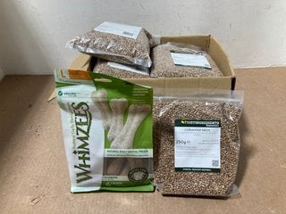 QTY OF ASSORTED ITEMS TO INCLUDE WHIMZEES NATURAL DAILY DENTAL TREATS - BBE 11/2024: LOCATION - AR12