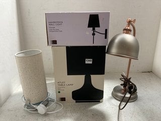 4 X ASSORTED JOHN LEWIS & PARTNERS LIGHTING ITEMS TO INCLUDE JOHN LEWIS & PARTNERS DIMMABLE BRASS FINISH HAVERSTOCK WALL LIGHT: LOCATION - AR14