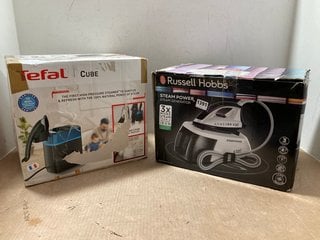 RUSSELL HOBBS STEAM POWER STEAM GENERATOR IN WHITE TO INCLUDE TEFAL CUBE HIGH PRESSURE STEAMER: LOCATION - AR17