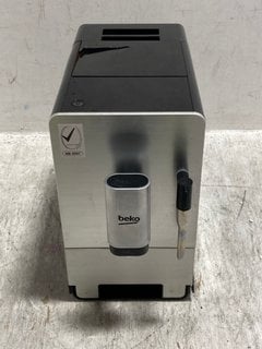 BEKO FULL AUTOMATIC ESPRESSO MACHINE IN SILVER: LOCATION - BR20