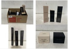 10 X ASSORTED BEAUTY ITEMS TO INCLUDE LAURA MERCIER TRANSLUCENT LOOSE SETTING POWDER ULTRA-BLUR 0.7 OZ