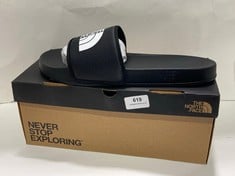 THE NORTH FACE BASE CAMP SLIDE 3 BLACK - SIZE 12