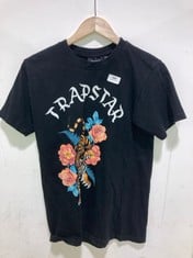 TRAPSTAR T-SHIRT BLACK WITH TIGER LOGO SIZE SM TO INCLUDE CORTEZ CARGO TROUSERS BLACK SIZE SM