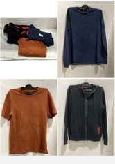 3 X ASSORTED CLOTHING TO INCLUDE BOSS LONG SLEEVE TOP NAVY SIZE SM