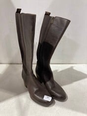 TIMBERLAND KNEE HIGH BOOTS BROWN SIZE 6