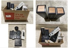 SMALL BOX OF ASSORTED BARE MINERALS BEAUTY PRODUCTS TO INCLUDE BAREPRO 24HR MATTE LIQUID 30ML MEDIUM