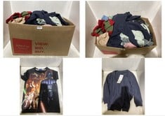 BOX OF ASSORTED KIDS CLOTHING TO INCLUDE NAVY BLUE SCHOOL CARDIGAN SIZE 4-5YRS