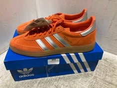 ADIDAS HANDBALL SPEZIAL TRAINERS ORANGE SUEDE SIZE 9