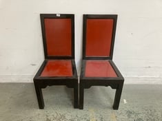 SET OF 2 WOODEN DINING CHAIR IN PAINTED BLACK / RED