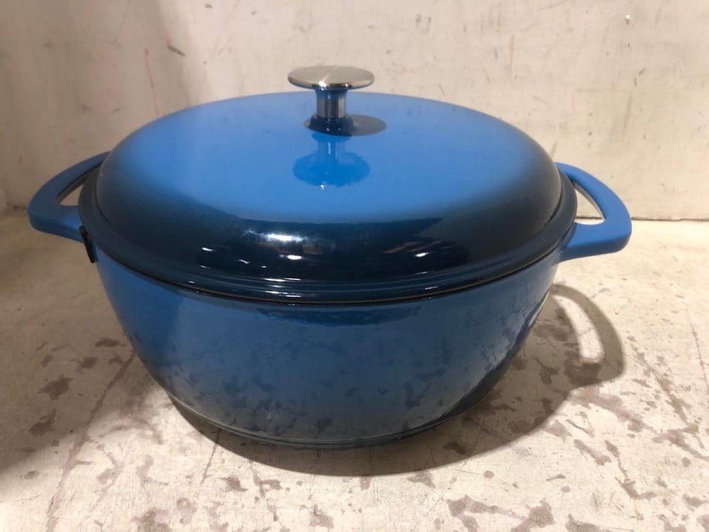 ENAMELLED CAST IRON ROUND DUTCH OVEN WITH LID BLUE