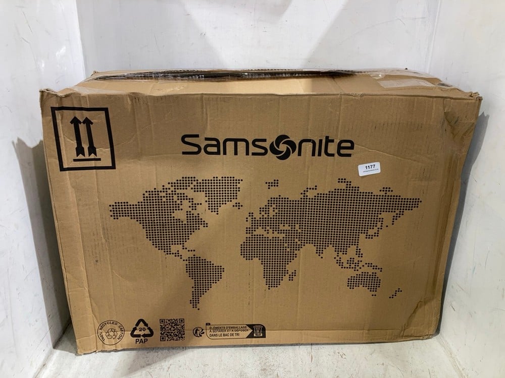 SAMSONITE HARDSHELL SUITCASE IN BLACK